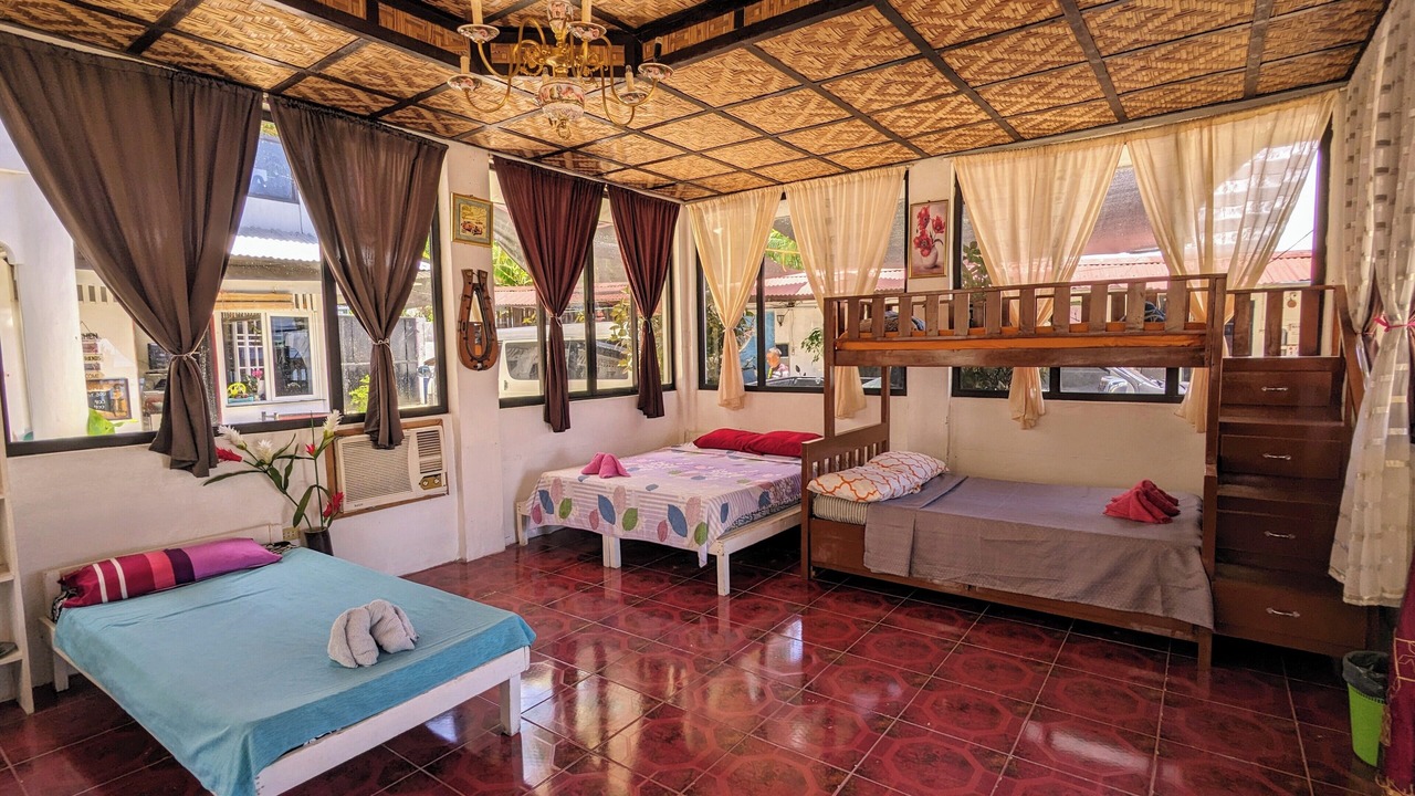 Photo of Bedroom in Samboan