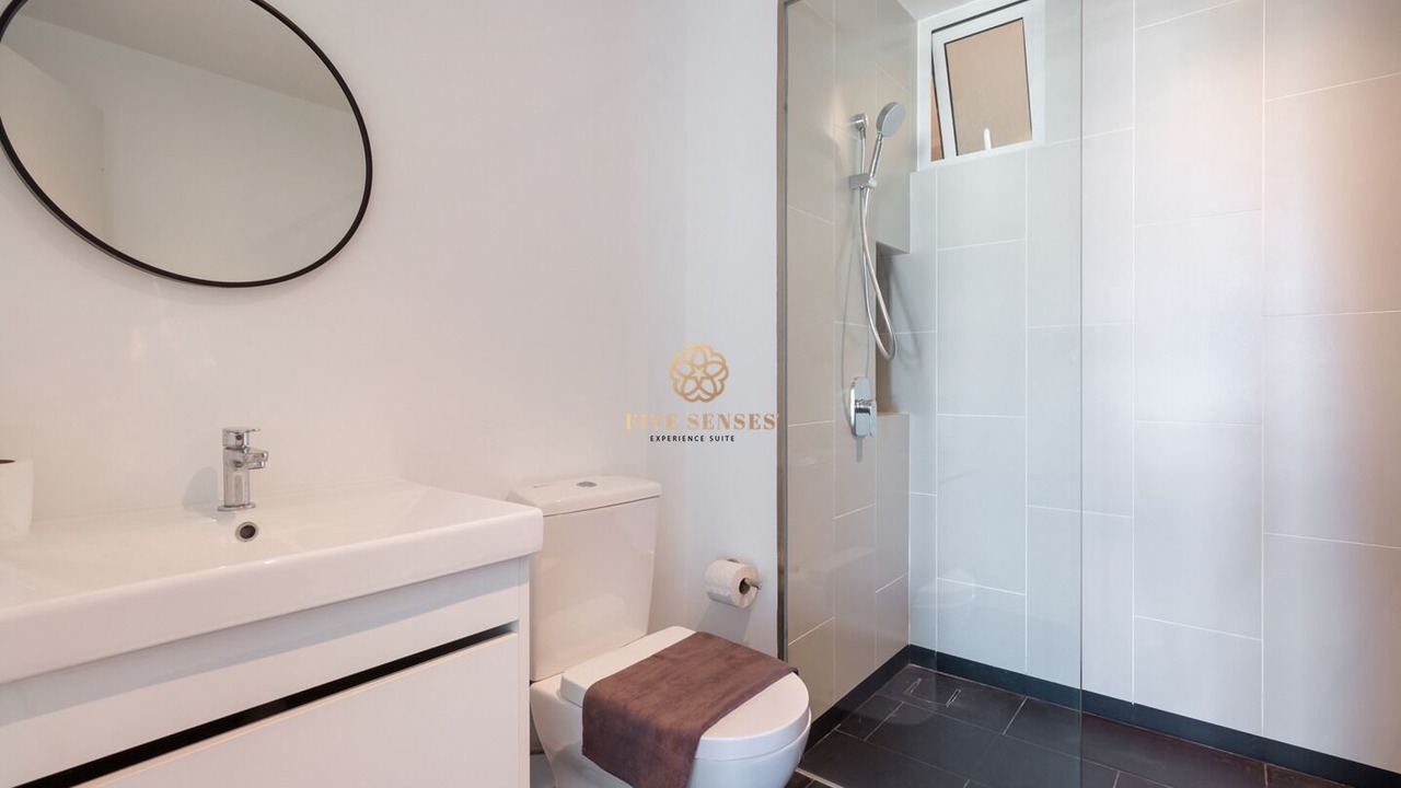 Photo of Bathroom in Maluri