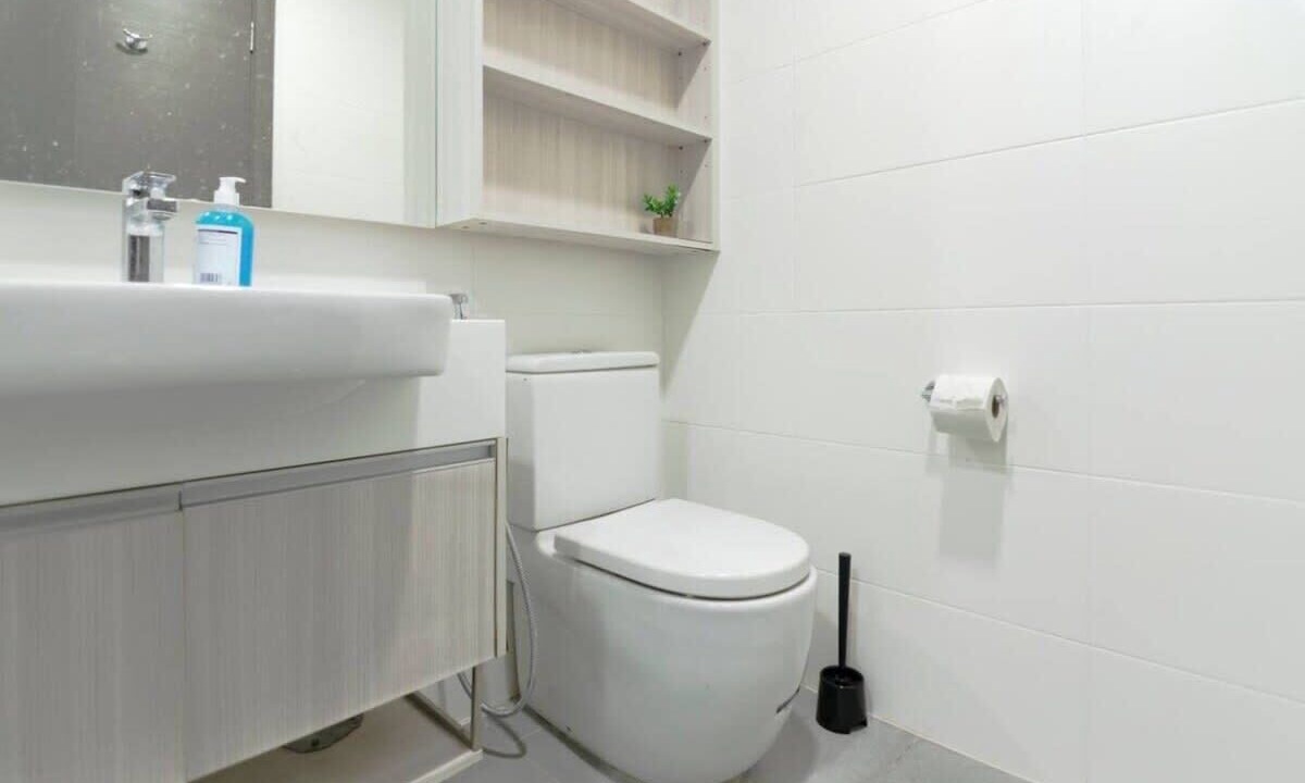 Photo of Bathroom in Central District