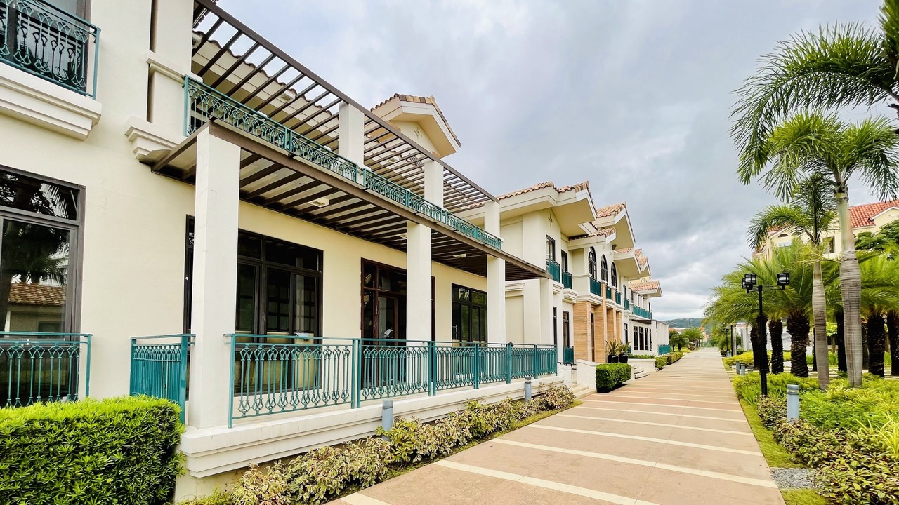 Photo of Outdoor in Mambaling