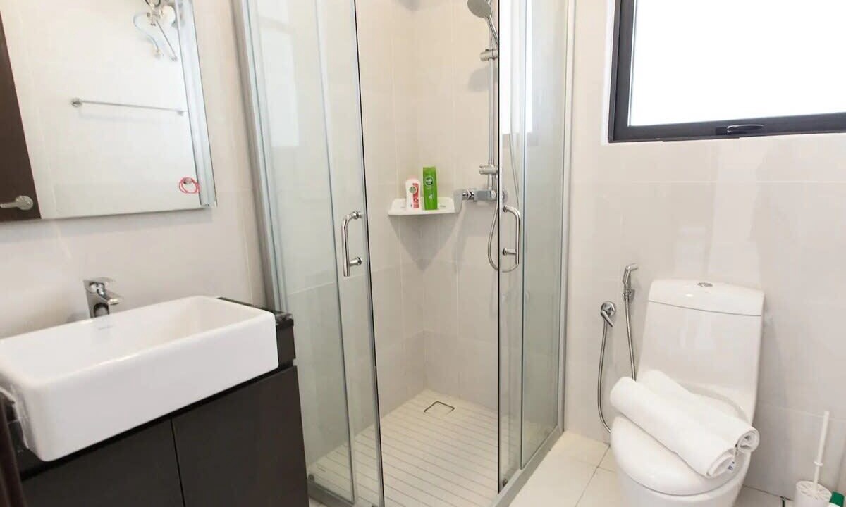 Photo of Bathroom in Central District