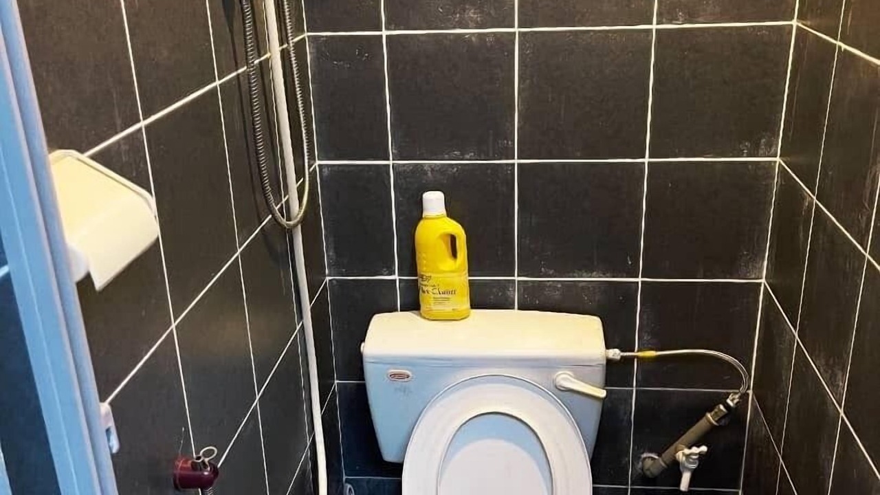 Photo of Bathroom in Iris Garden