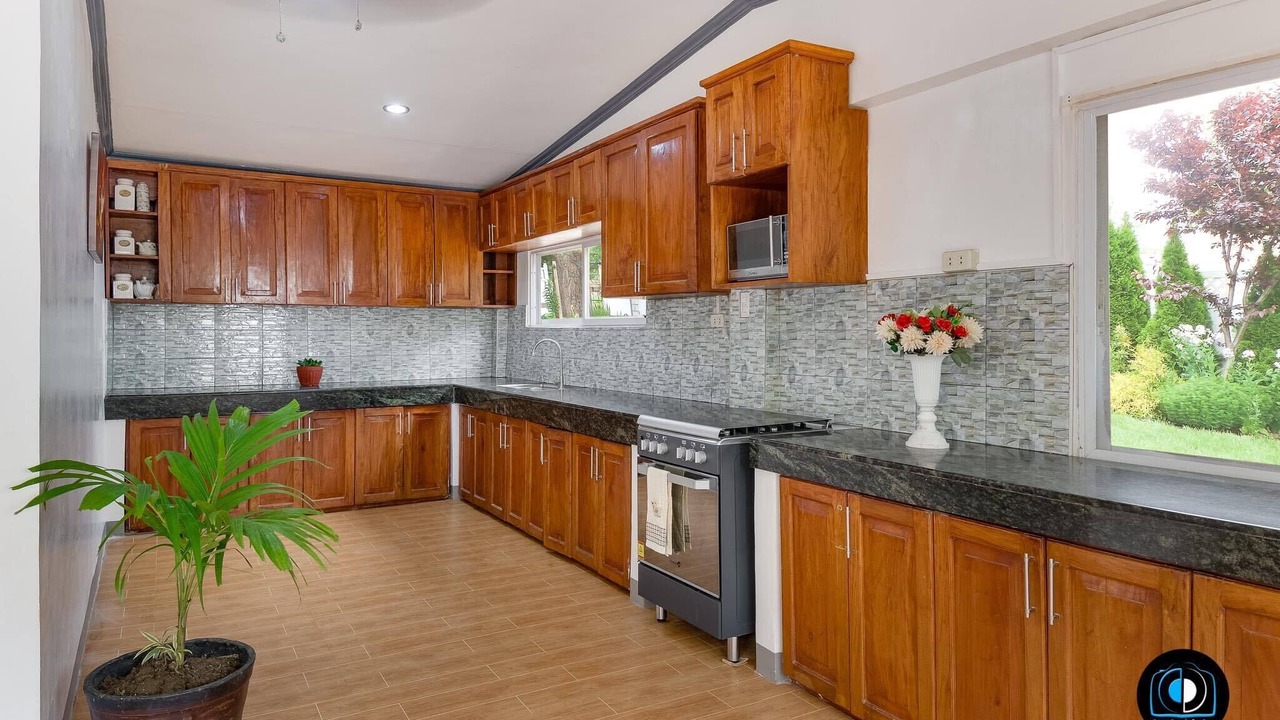 Photo of Kitchen in Loon