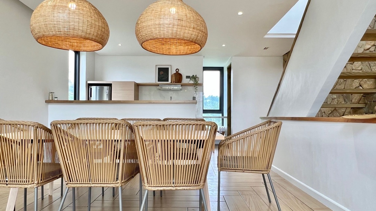 Photo of Others in Alfonso