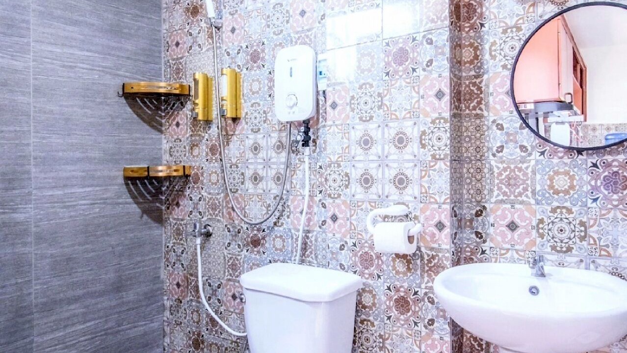 Photo of Bathroom in Liloan