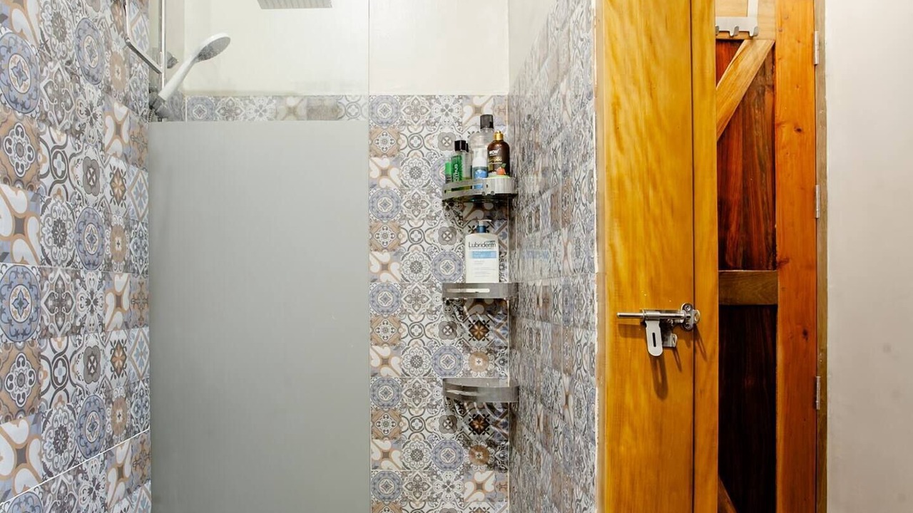 Photo of Bathroom in Barangay Poblacion