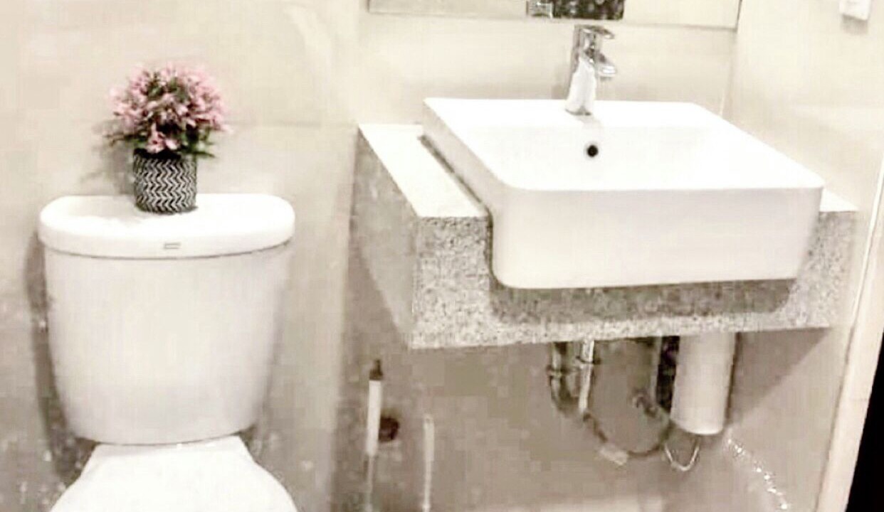Photo of Bathroom in Katuparan
