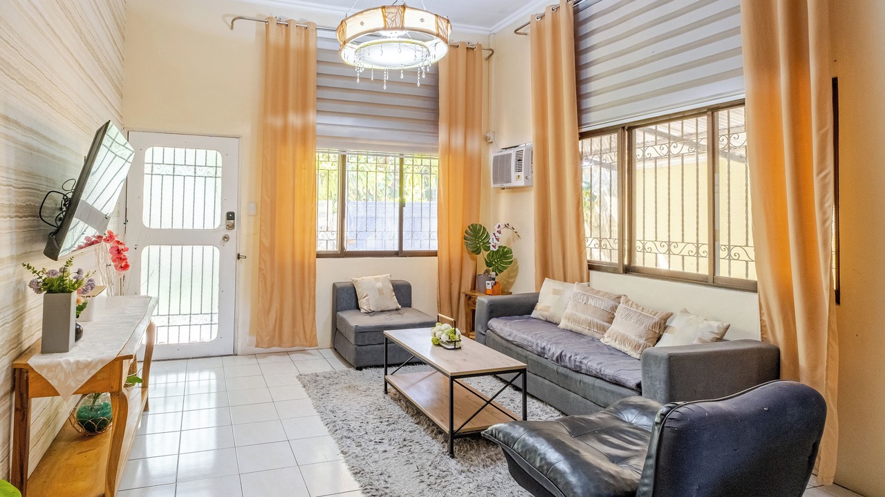 Photo of Livingroom in Matandang Balara