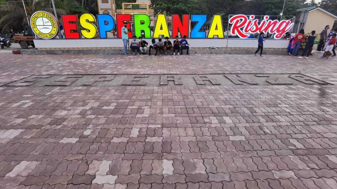 Photo of Others in Esperanza