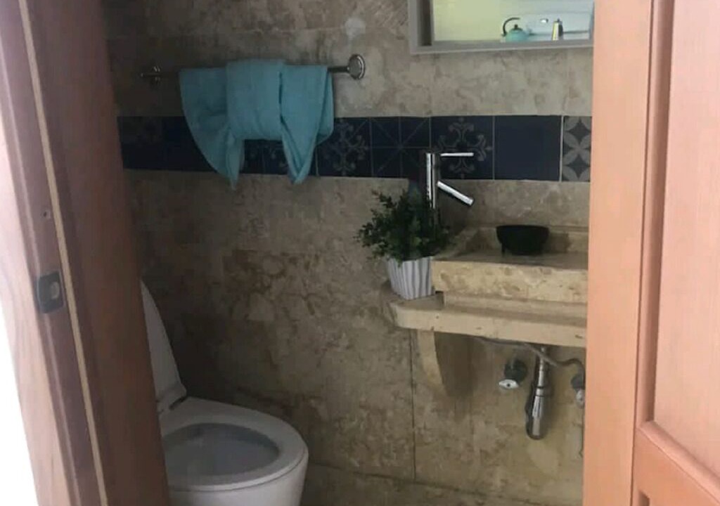 Photo of Bathroom in Veron