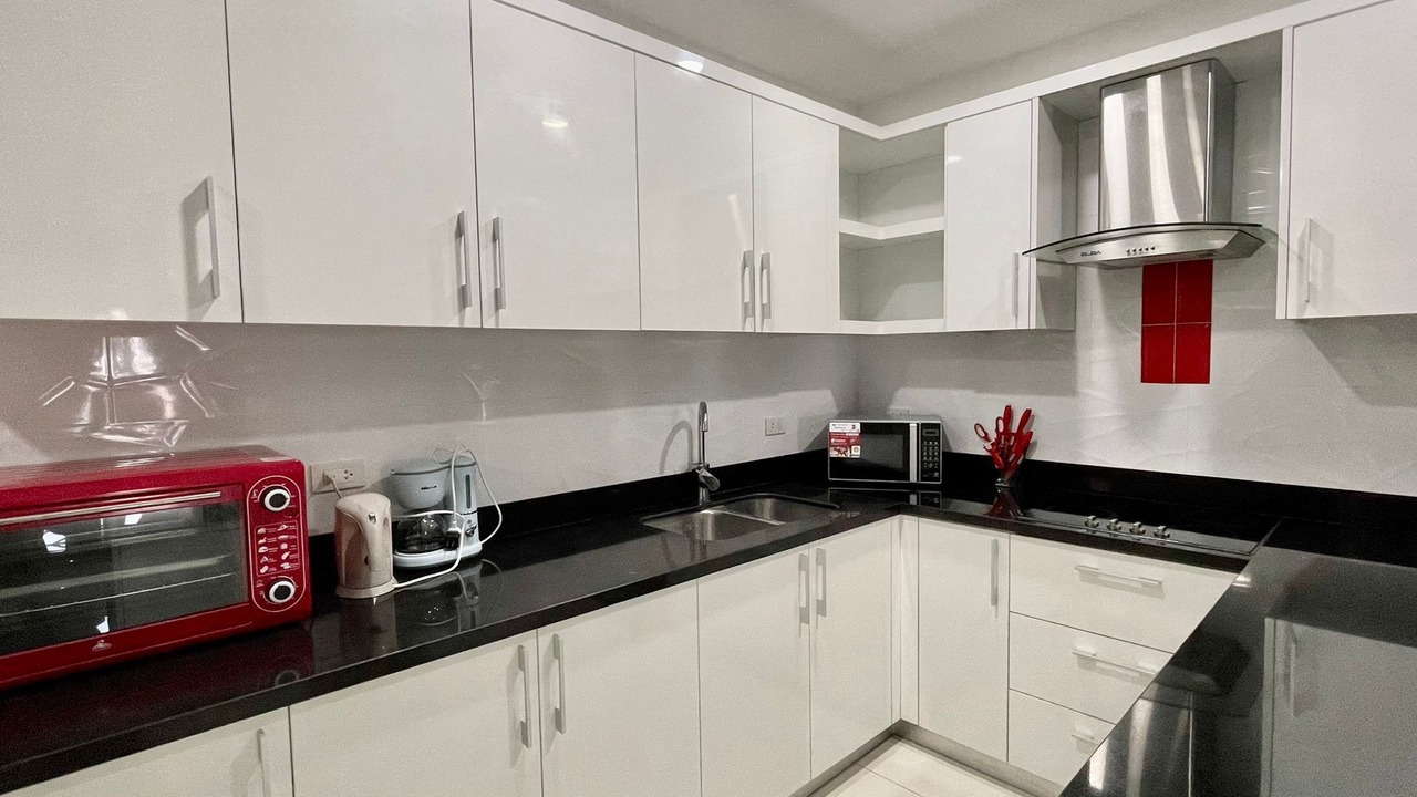 Photo of Kitchen in Lourdes North West