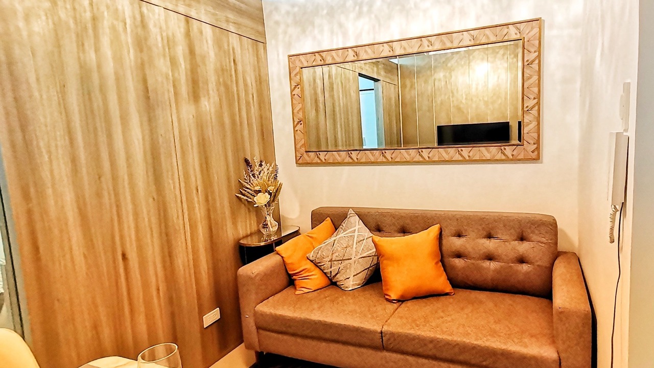 Photo of Livingroom in Highway Hills