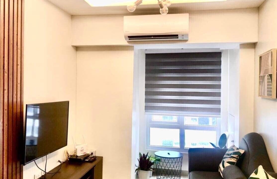 Photo of Livingroom in South Triangle