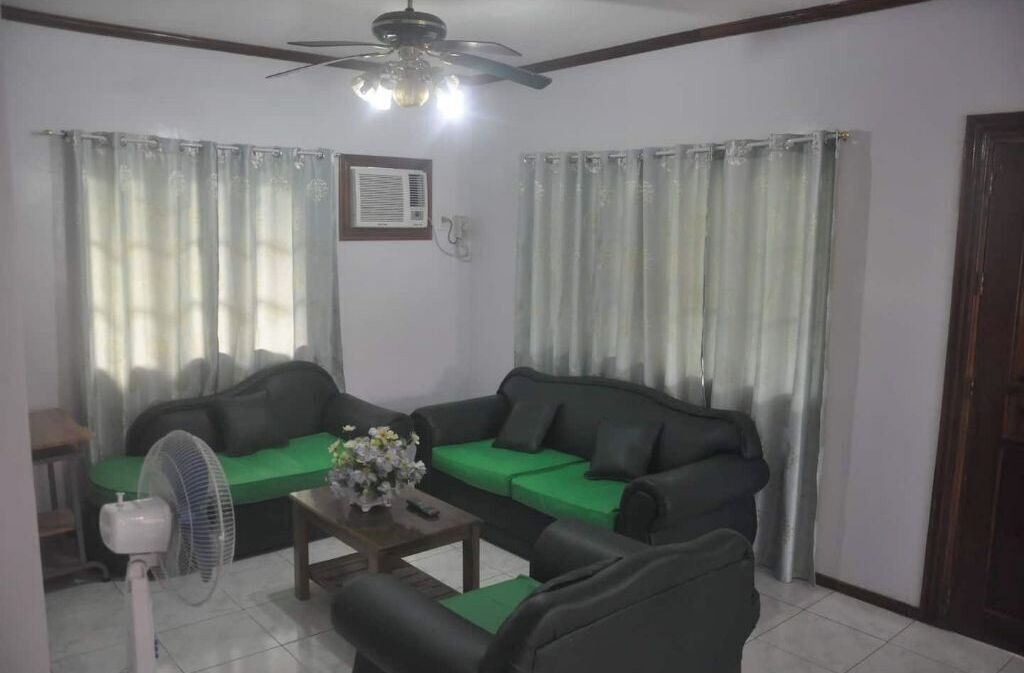 Photo of Livingroom in Dipolog