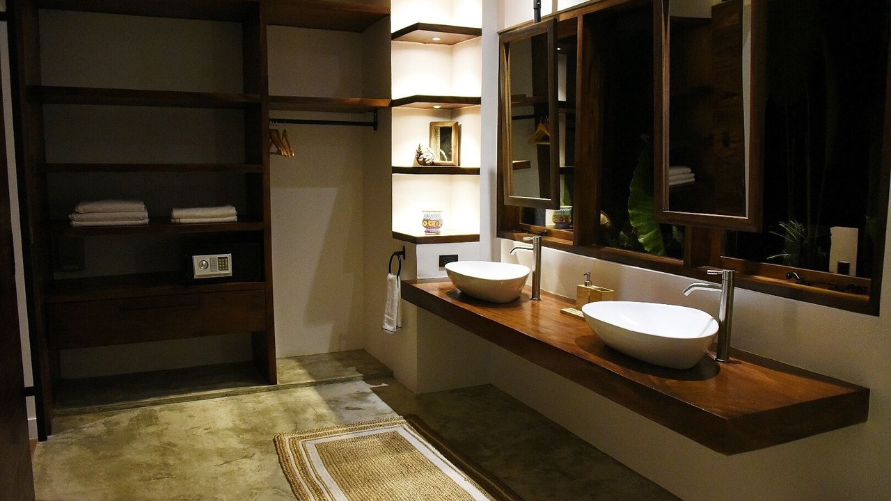 Photo of Bathroom in General Luna