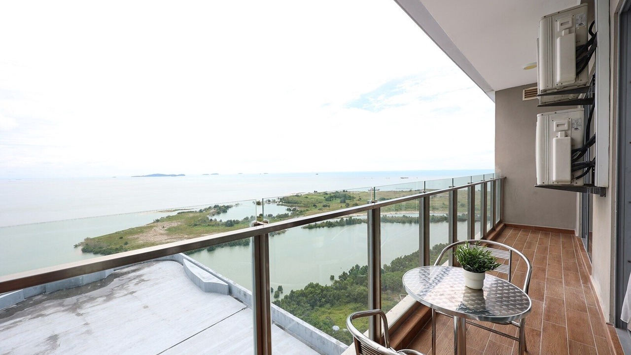 Photo of Patio Balcony in Taman Melaka Raya
