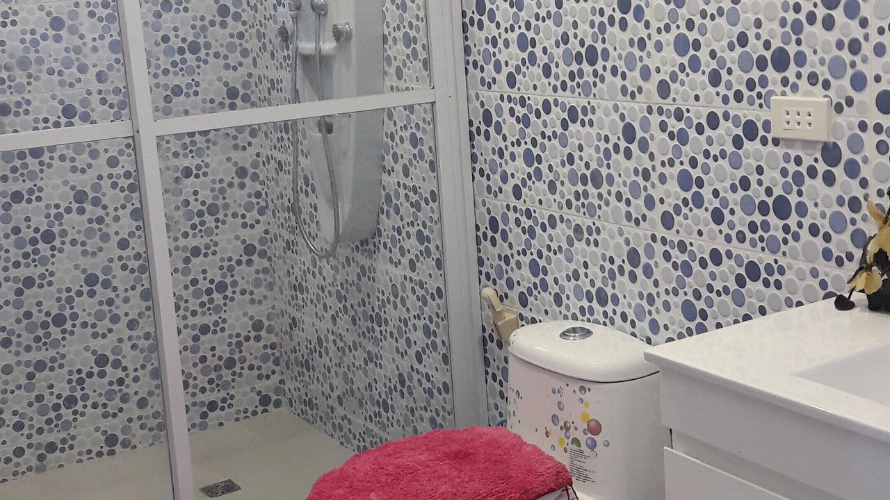 Photo of Bathroom in Hamtic