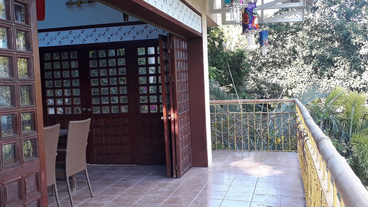 Photo of Patio Balcony in Puerto Galera