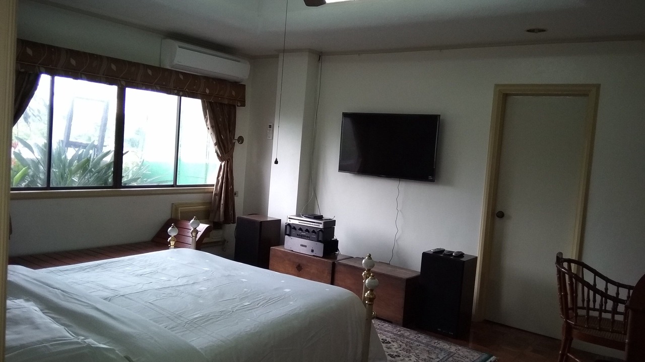 Photo of Bedroom in Quezon City