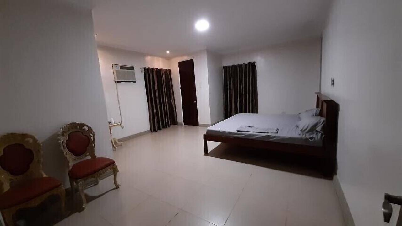 Photo of Bedroom in Liloan