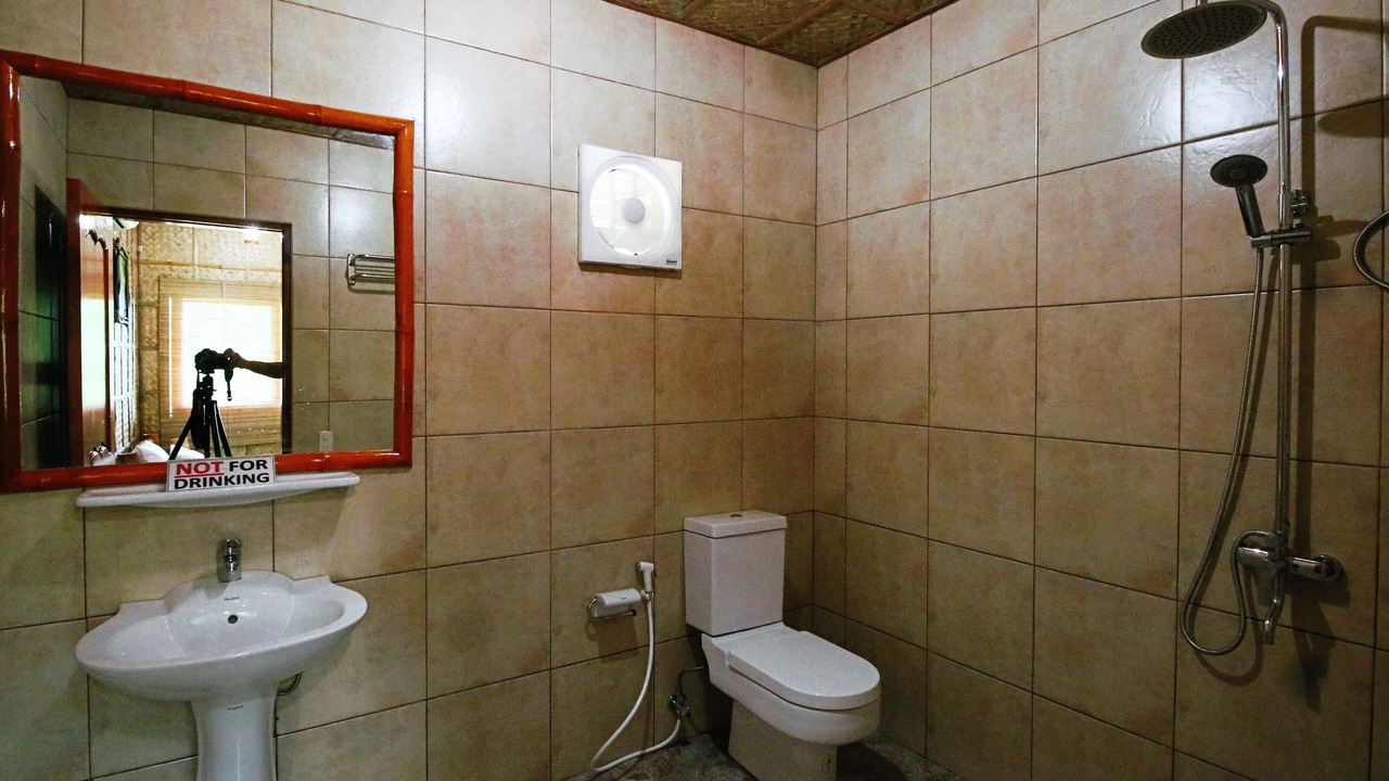 Photo of Bathroom in Looc