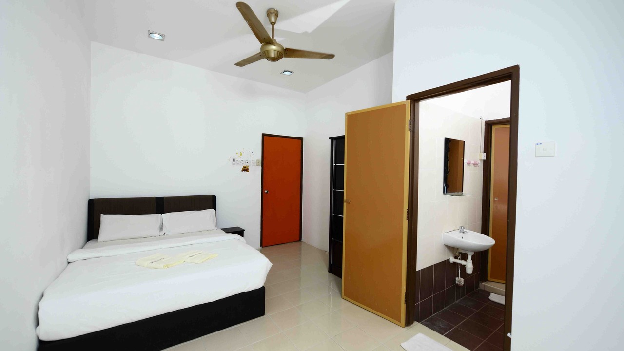 Photo of Bedroom in Kuah
