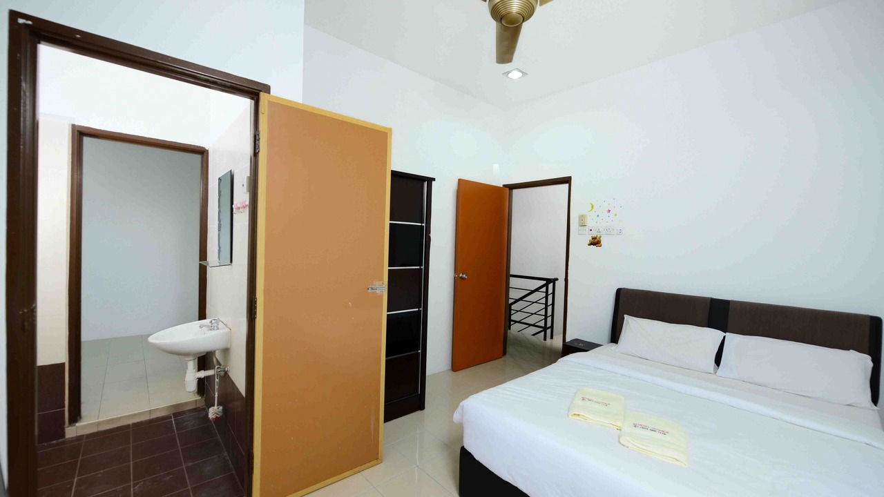 Photo of Bedroom in Kuah