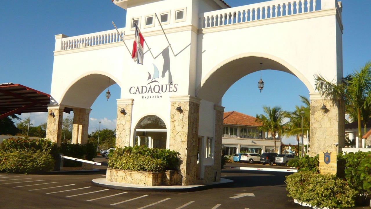 Photo of Others in Dominicus