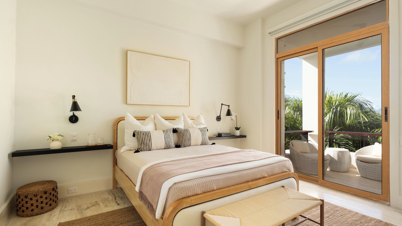 Photo of Bedroom in Los Altos