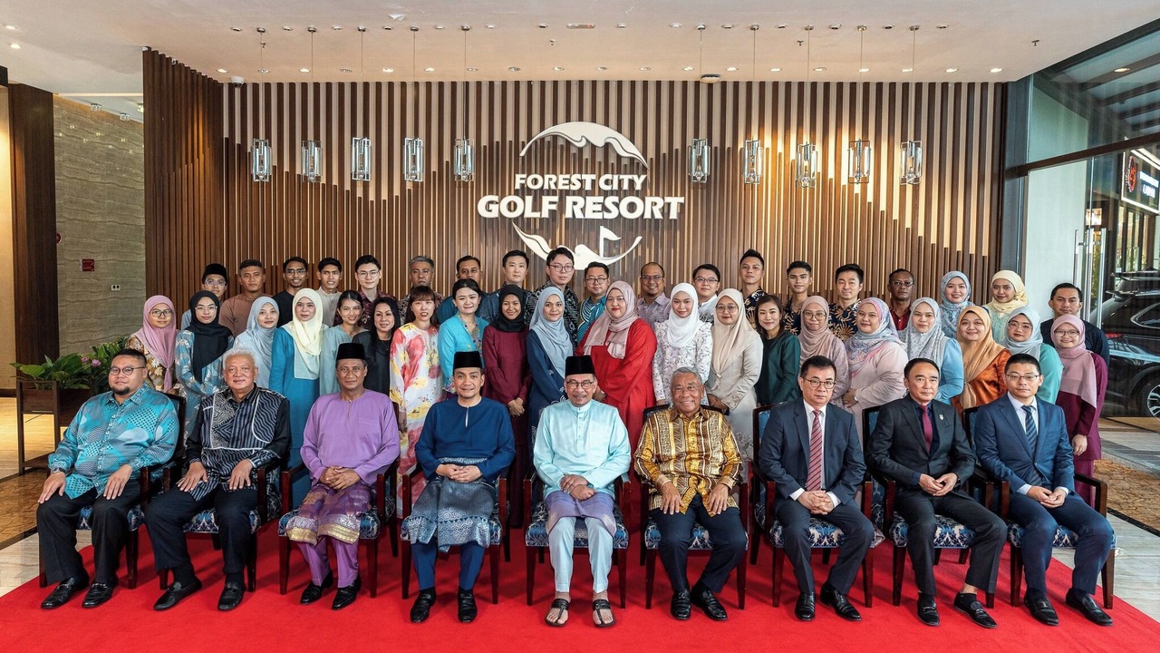 Photo of Others in Gelang Patah