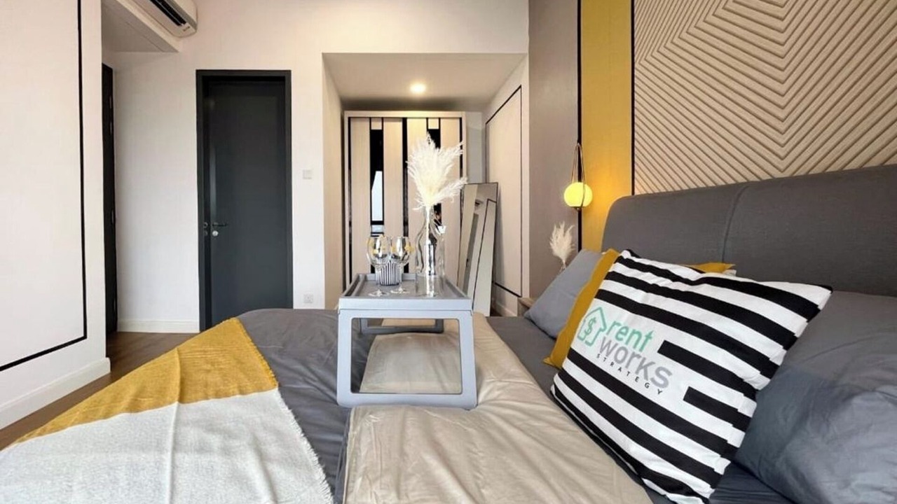 Photo of Bedroom in Maluri