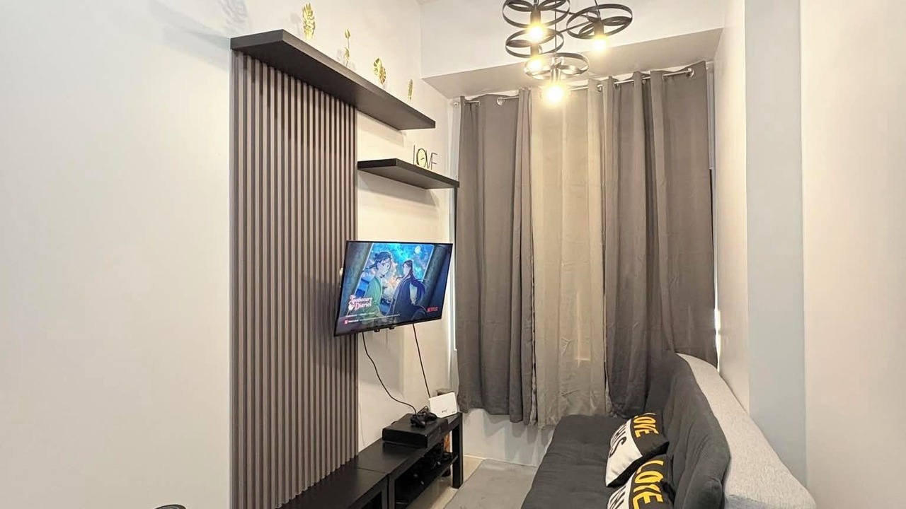 Photo of Livingroom in Fairview