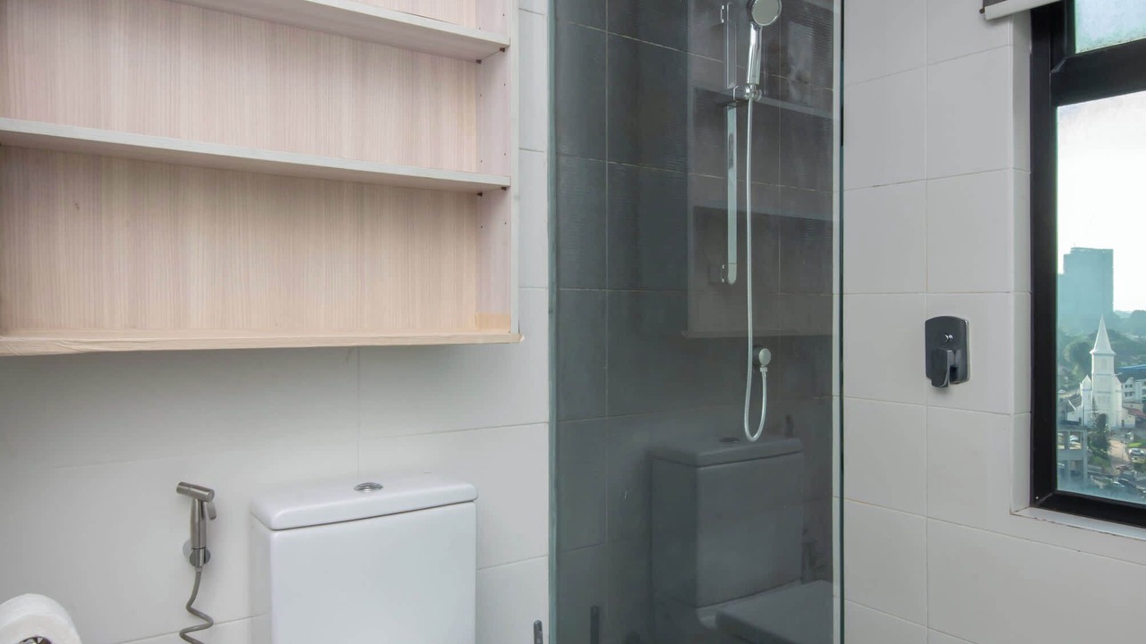 Photo of Bathroom in Central District