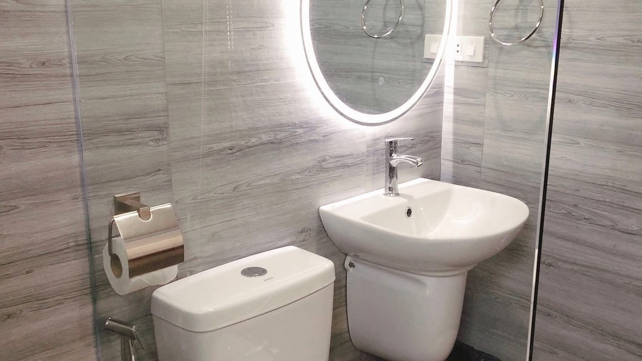 Photo of Bathroom in Baler