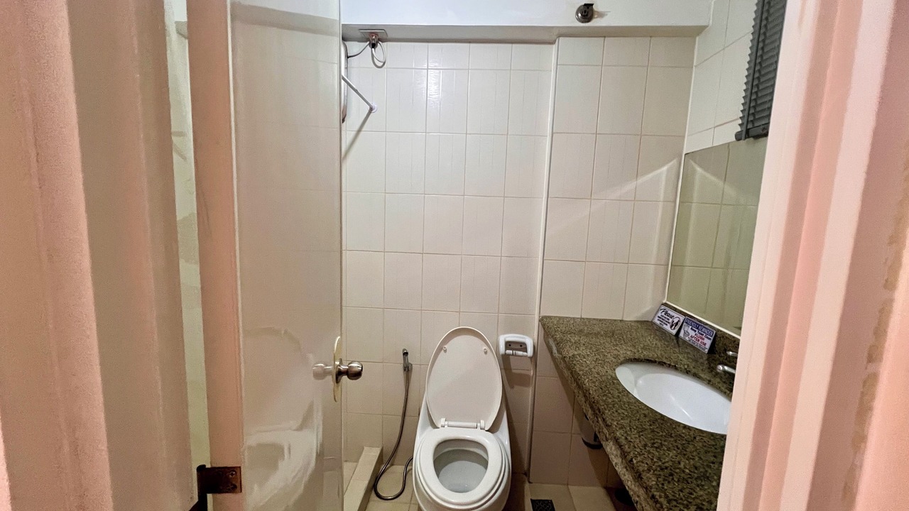 Photo of Bathroom in Poblacion District