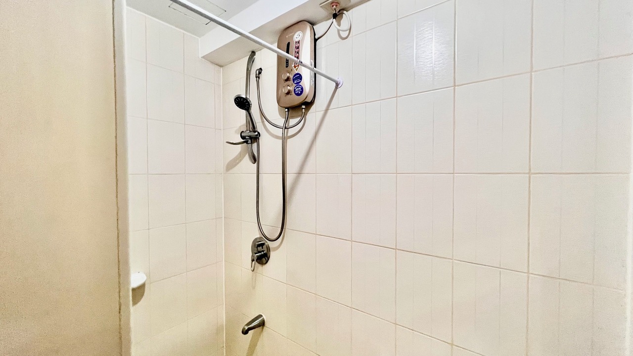 Photo of Bathroom in Poblacion District