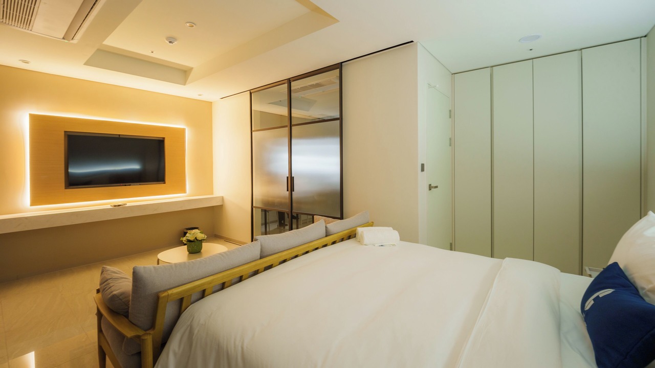 Photo of Bedroom in Clark Freeport