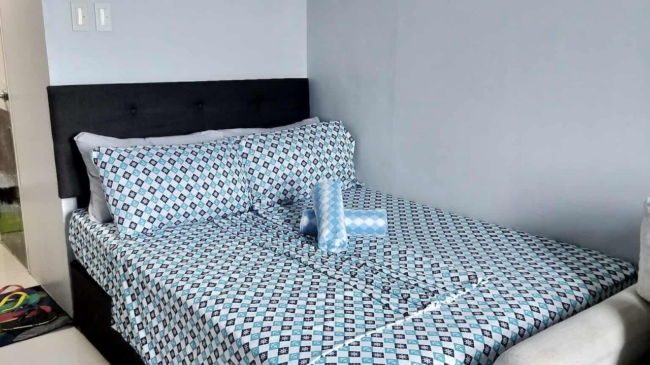 Photo of Bedroom in South Triangle