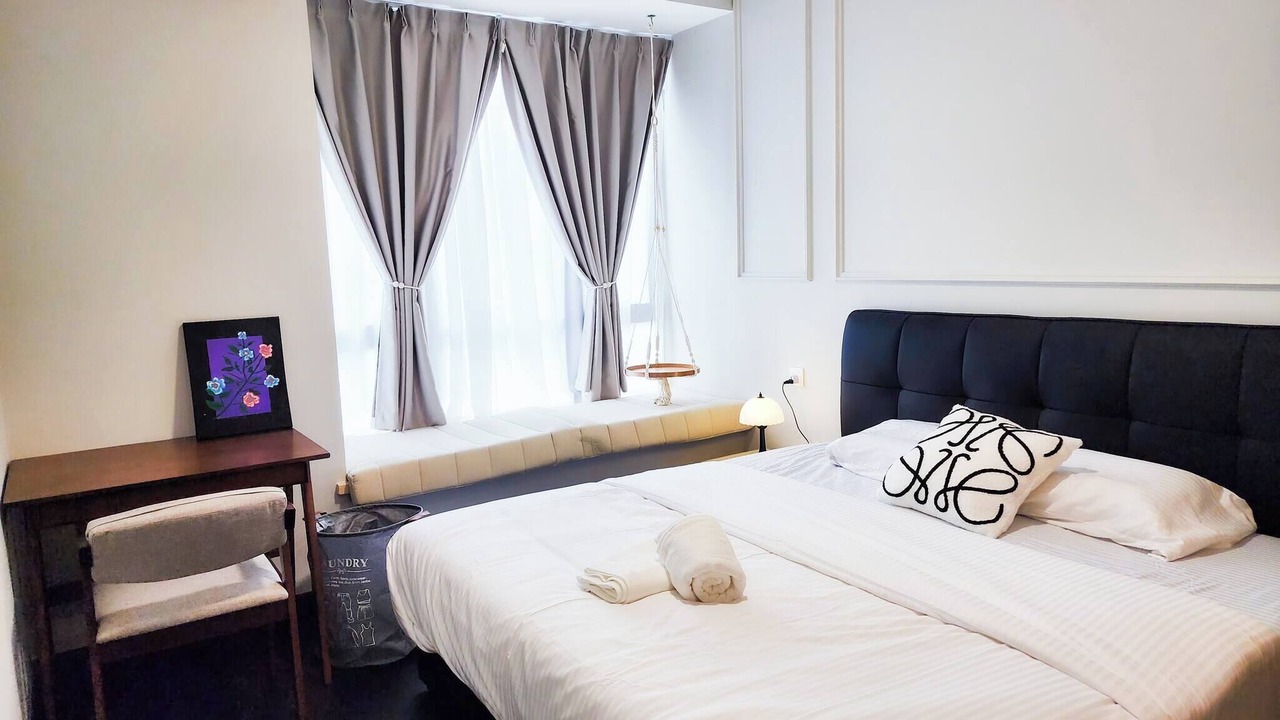 Photo of Bedroom in Central District