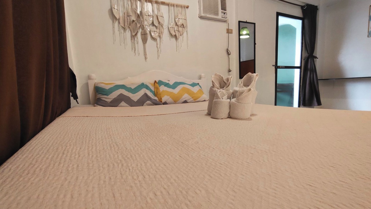 Photo of Bedroom in Manoc-Manoc