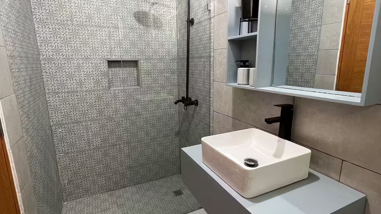 Photo of Bathroom in Costambar