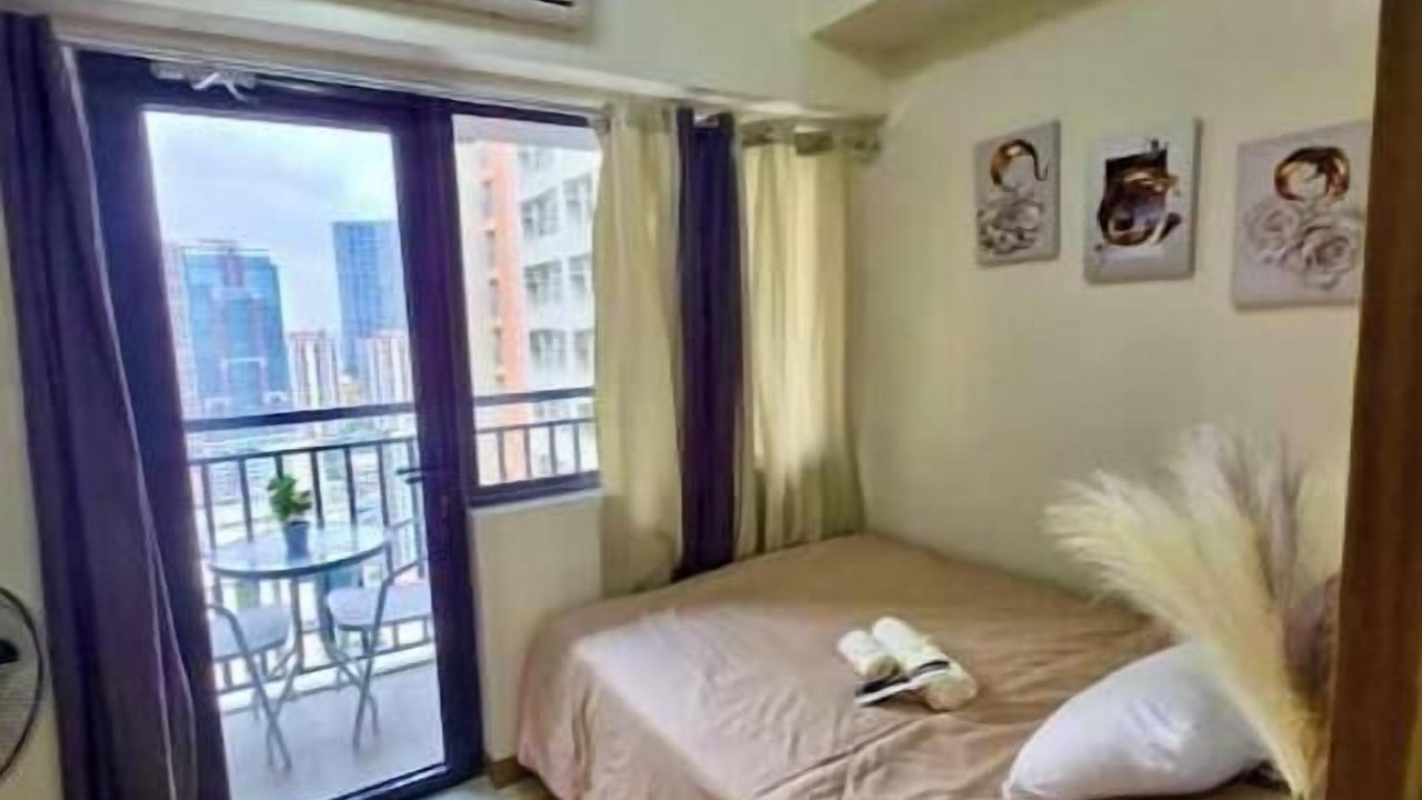 Photo of Bedroom in Legazpi Village