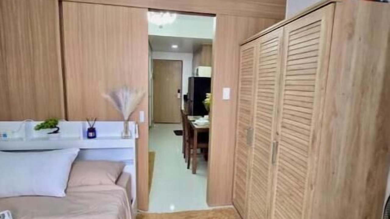 Photo of Bedroom in Legazpi Village