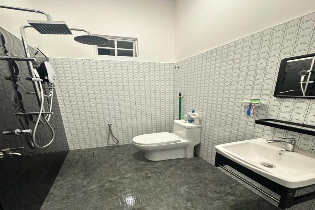 Photo of Bathroom in Marang