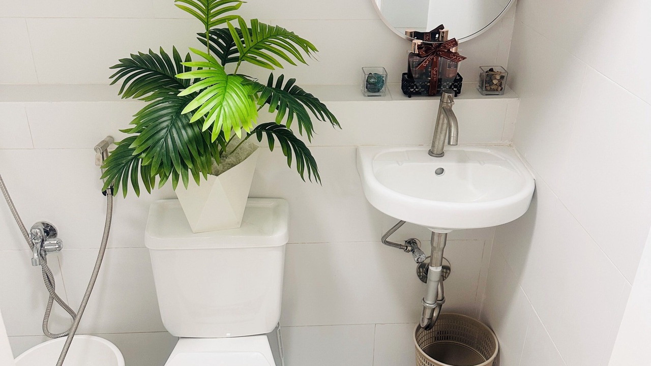 Photo of Bathroom in Malamig