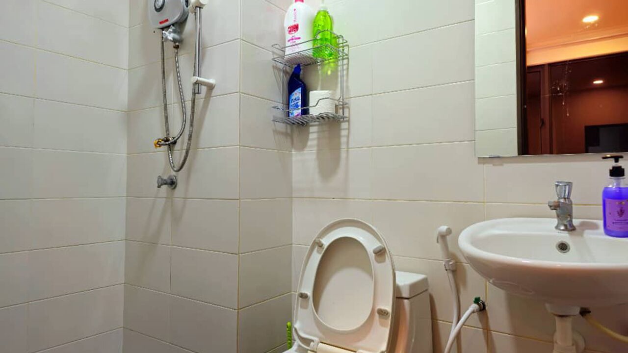 Photo of Bathroom in Kampung Bukit Dukong