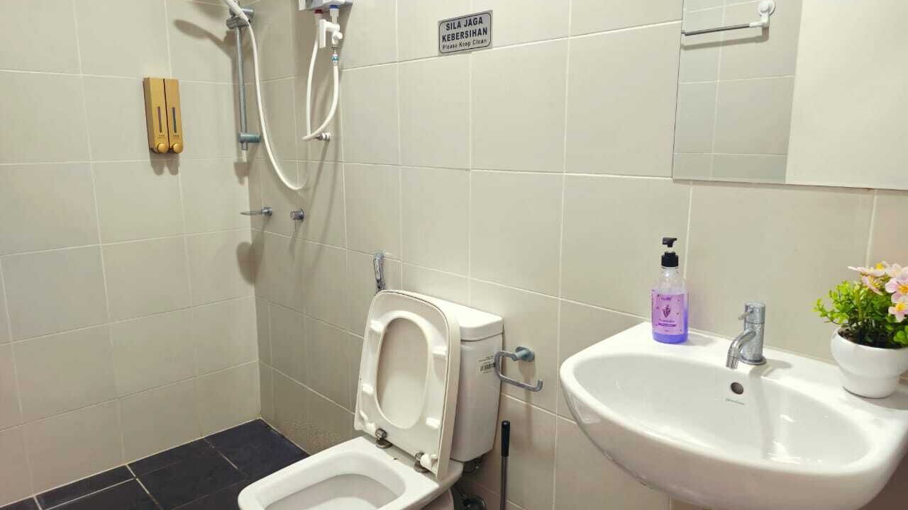 Photo of Bathroom in Medini