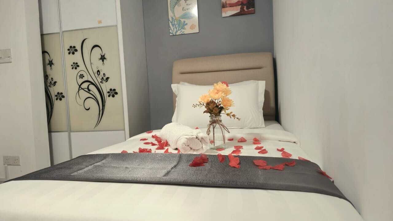 Photo of Bedroom in Medini