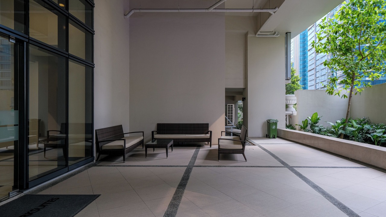 Photo of Patio Balcony in Bonifacio Global City