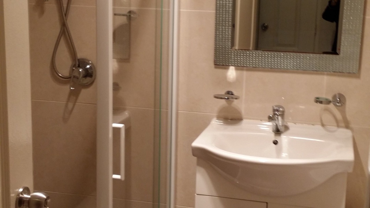 Photo of Bathroom in Ermita Night District